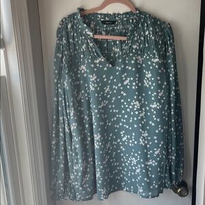 Chic Teal Patterned Blouse